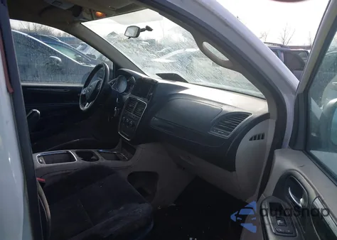 2014 Dodge Grand Caravan Sxt z USA, uszkodzony, nr VIN 2C4RDGCG3ER388738